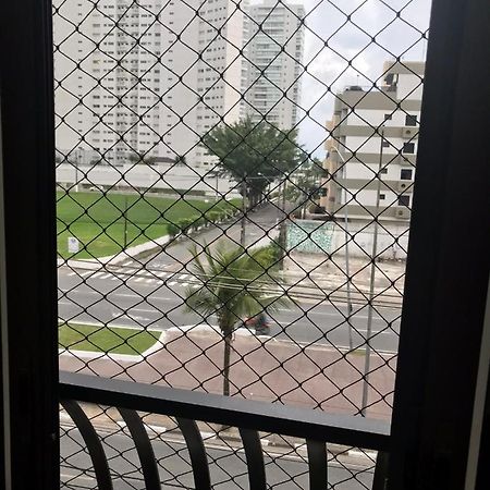 Apartamento Enseada 과루자 외부 사진